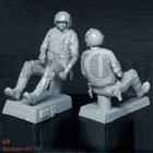 1 35 Resin Soldiers Figures Model Vietnam War 2 Pilots In The Helicopter Group