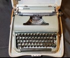 Vintage 1958 Olympia Sm4 De Luxe 2-tone Portable Typewriter W case  Works Well