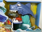 Hot Wheels Fnb21 City Shark Beach Battle Challenge Playset W  Track Builder Car