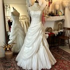 Strapless Beaded A Line Mermaid Wedding Dress Ruched Lace Appliques Bridal Gowns