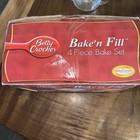 Betty Crocker Bake  n Fill 4 Piece Dome Filled Cake Pan Set Missing Recipe Book