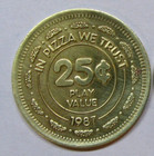 1987   1988 Chuck E  Cheese Pizza Arcade Brass Coin Game Token-rare Collectables