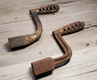 Vintage Cast Iron Stove Grate Shaker Handle Crank Pair A66 A7 Webbed Grip Repair