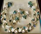Vintage Lisner Green Blue Peacock Ab Gold Toned Bracelet Earrings   Brooch