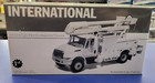 1 34 First Gear Texaco Port Arthur International 4400 Boom Bucket Truck 19-2891