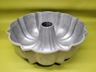 Vintage Original Northland Aluminum 10 Inch Bundt Cake Pan
