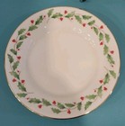 Lenox Holiday Dimension Holly Berry Plate 6  Saucer Set Of 4   Paper Napkins 40