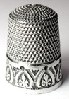 Antique Simons Bros  Sterling Silver Thimble     fleur-de-lis In Arches     C1920s