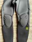 Billabong Absoulte Comp 4 3 Wetsuit  Kids Size 10 Euc