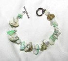Beautiful Artisan Hand-crafted Green Sea Shell   Mother Of Pearl Shell Bracelet