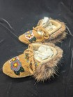 Vintage First Nations   Native American Child s Beaded Moccasins   B9