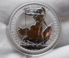 2004 Britannia Silver 1 Oz  Fine Silver   2 Coin New Capsule 57 000 Mintage L  k 