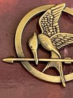 The Hunger Games Mockingjay Pin Authentic Prop Replica Neca Lions Gate 2012 Nwt