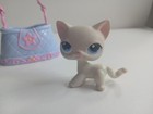 Littlest Pet Shop Lps  64 White Cat With Blue Eyes