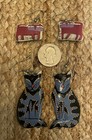 Cat Lovers Lot 2 Pr Earrings Artist Signed   Laurel Burch Painted Wood Figurine