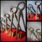 Lot Of 6 Antique Vintage Assorted Shapes And Sizes Iron Skeleton Lock Keys