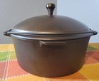 Unmarked Wagner Cast Iron No  8 Dutch Oven  cracked  Free Shipping