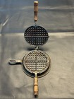 Vintage Stover Junior No  8 Cast Iron Waffle Maker