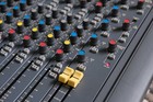 Soundcraft Delta Dlx 16 4 2 Professional Analog Audio Mixer 