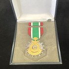 Us Militaria Medal W  Ribbon   Ribbon Bar In Presentation Case Box  usa 