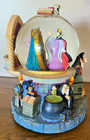 Rare Disney Villains Evil Witch Mirror  Mirror Snow Globe 