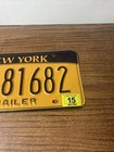 Very Nice Vintage New York State Yellow   Black Trailer License Plate 2015