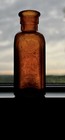 Antique Poison Tincture Iodine 2-5 8   amber Glass Bottle Skull   Crossbones