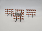 1 64 Scale Type Iii Barricade  4 Pack  With Road Closed Sign