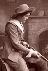 Alice Crawford   Beautiful Stage Actress   Holding A Rifle   Uncommon Rppc  1908