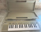Yamaha Portasound Pss-140  A Small Portable Electronic Keyboard 