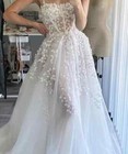Elegant Wedding Dresses Spaghetti Strap Lace Appliques Ball Gown Bridal Gowns