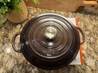 New Le Creuset Cast Iron Signature Stew Pot 22 Ganache 2 5 Qt Dutch Oven Retired