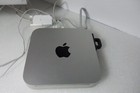 Apple Mac Mini A1347 Intel C2d 2 4ghz 4gb Wi-fi 320gb W 20  Cinema Display A1081