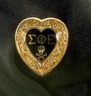 Vintage 1930-40 s Sigma Phi Epsilon Gold   Black Skull Heart Fraternity Pin