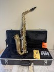 Selmer Bundy Alto Saxophone W  Hard Case   Accessories Excellent Condition
