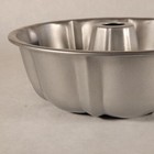 Bundt Cake Mold Pan Nonstick Aluminum Classic Formed Bakeware 10 In Round Silver