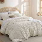 New Anthropologie Beige Boho King Size Tufted Fringe Bedding Duvet   Sham Set