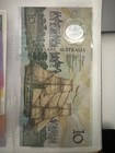 1988 Australia  10 Dollars World s First Polymer Banknote Unc P-49b