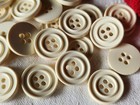 Lot Of 24 Vintage White Cream Buttons 1 7 Cm Worked Holes Ref 1771