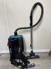 Makita Xcv17z 18v X2 Lxt 1 6 Gallon Backpack Dry Vacuum   Charger W  Batteries
