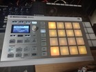 Native Instruments Maschine Mikro Mk2 Groove Production Studio White