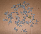 Vintage Miniature Toy Soldier Lot   100 Pieces  1 Inch 3 Different Styles