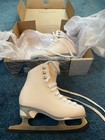 Jackson Ultima Js151 Girls Figure Ice Skates - Felt Tongue  Padded Lining Size 2