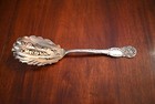 Reed   Barton La Reine Sterling With Gold Wash Macaroni Server - No Monogram