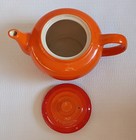 Le Creuset Stoneware Traditional Teapot 1 4 Qt Flame Orange