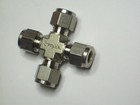 1 - Swagelok Stainless Steel Union Cross Fitting  3 8  Od Tube  Ss-600-4