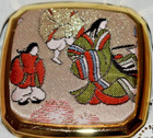Gold Plated Vintage Japanese Scene Mirrored Compact Cloth Cushioned Front