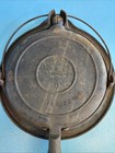 Wagner Ware Sidney O  8 Pat   d 1910 Cast Iron Waffle Maker Low Base Wire Handle