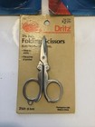 Two Tomato   Strawberry Pin Cushion And 40 Pin Wheel Unopened   Dritz Scissors