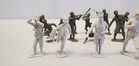 Vintage 1963 Louis Marx   Co Us Army Toy Soldiers Green Wwii Figures Lot Of 20